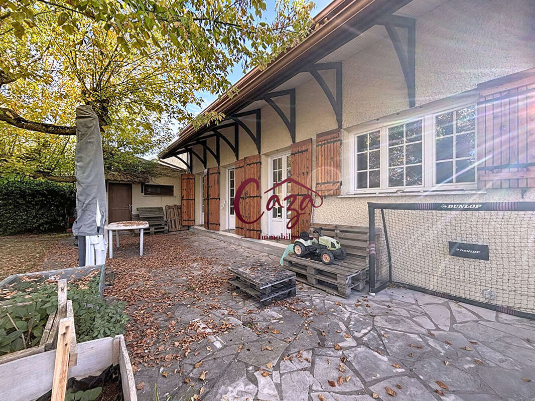 Maison à CARBON-BLANC