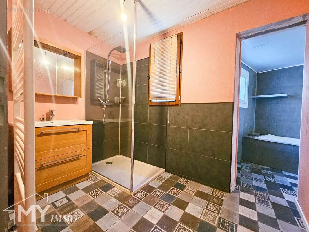 Maison à CASTILLON-LA-BATAILLE