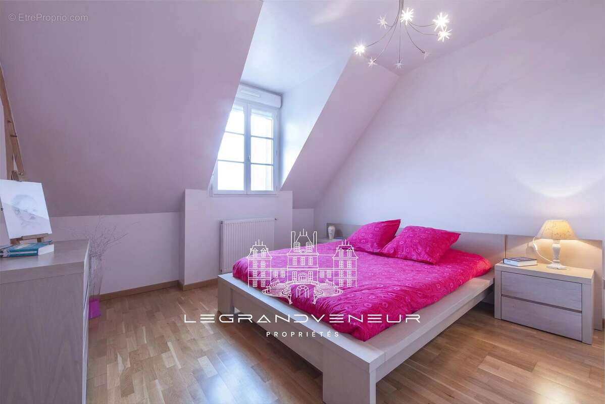 Maison à MILLY-LA-FORET