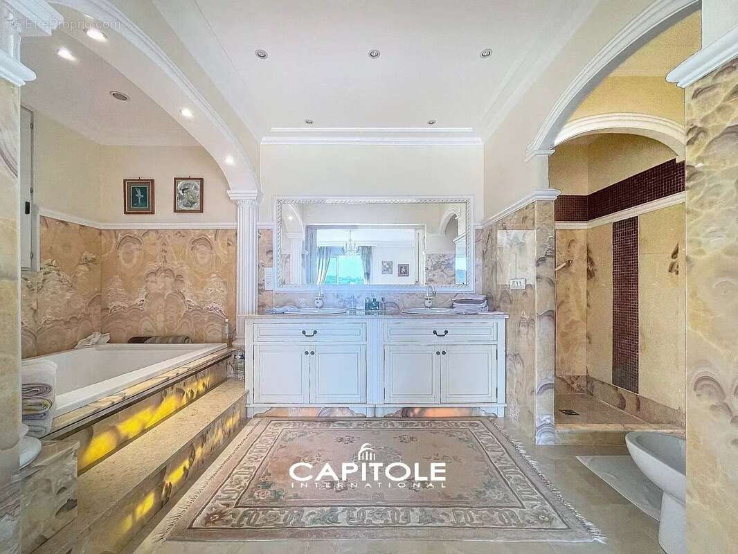 Maison à CANNES