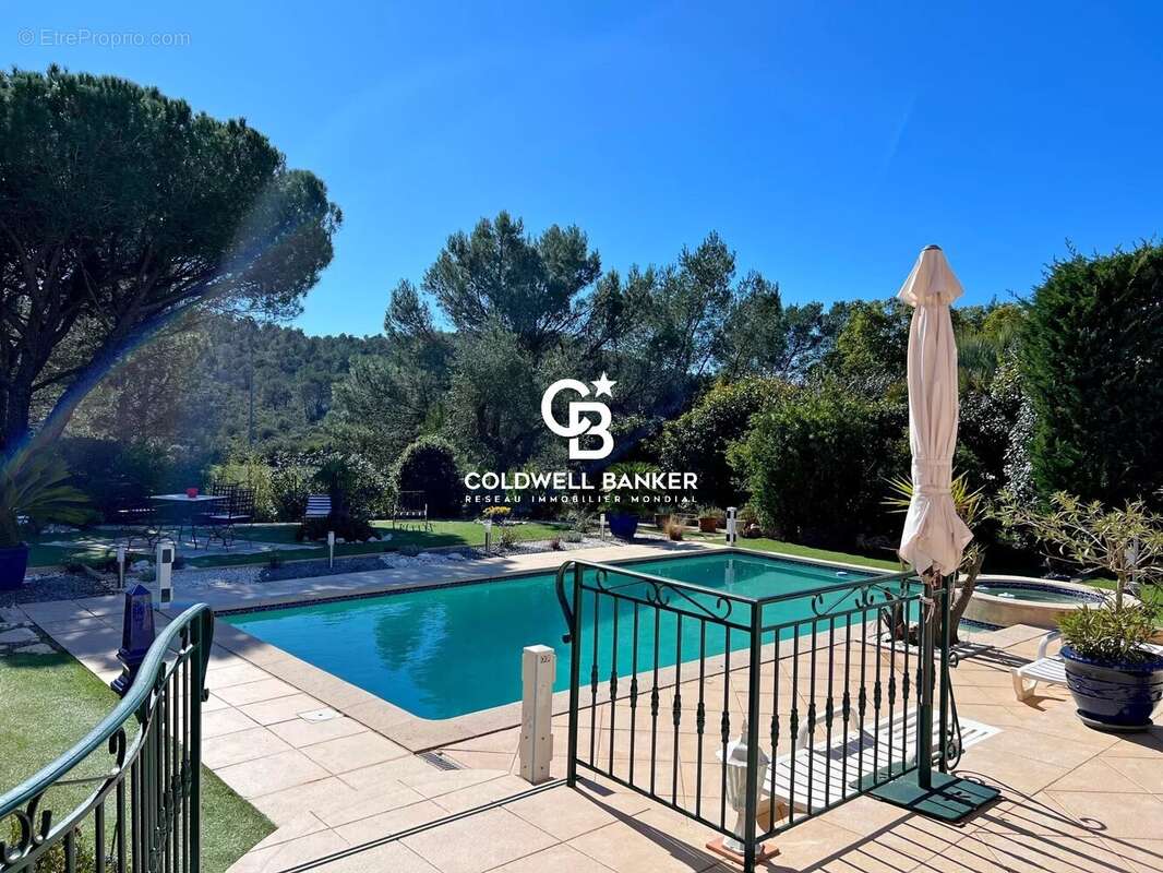 Maison à SAINT-RAPHAEL