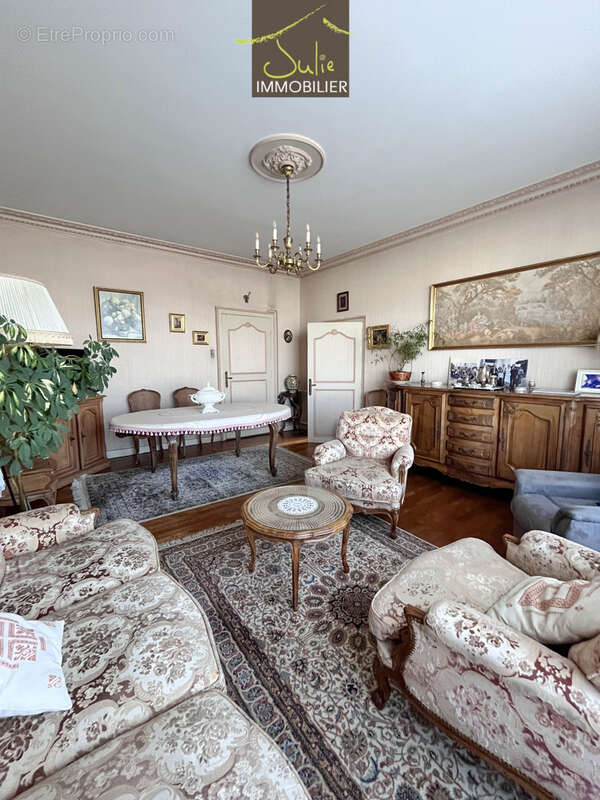 Maison à BRESSUIRE