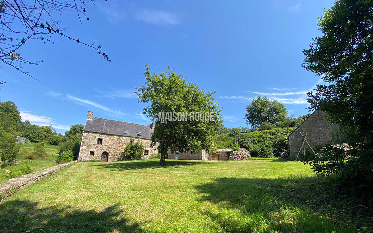 Propriété de caractère avec gîte - PLOULEC'H - photo 3