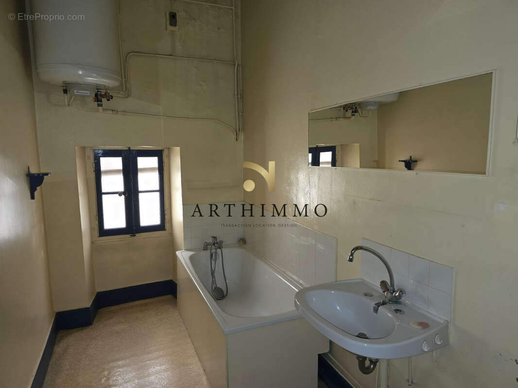 Appartement à ROMANS-SUR-ISERE