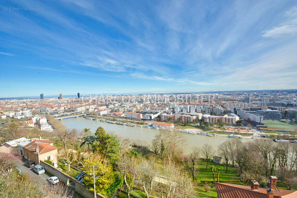 Appartement à LYON-5E