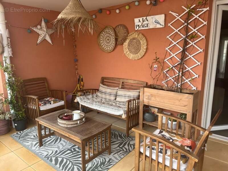 Appartement à MEZE