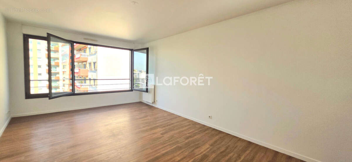 Appartement à SAINT-DENIS