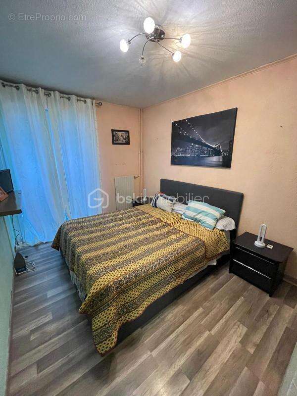 Appartement à PORT-DE-BOUC