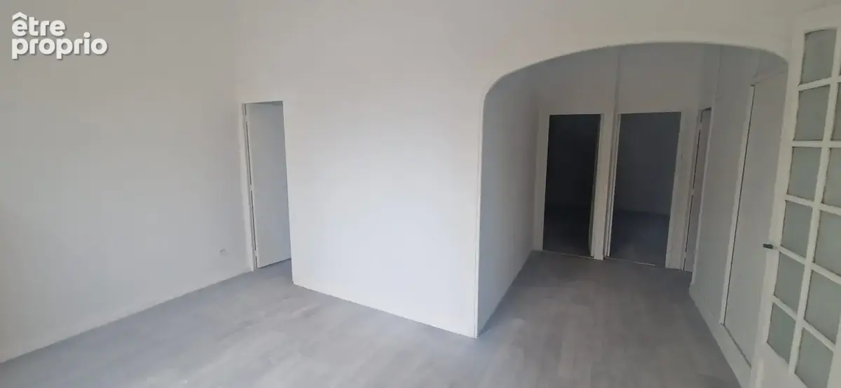 Appartement T4 divisible de 72 m2 + balcon - photo 6