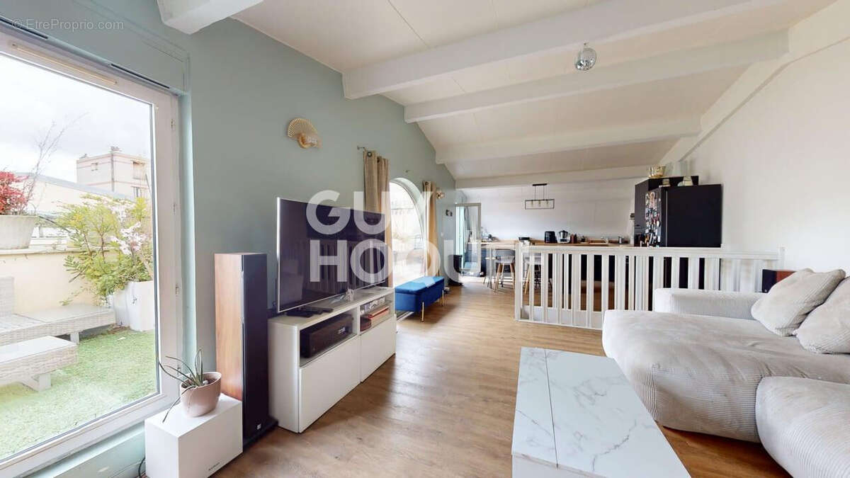 Appartement à ROSNY-SOUS-BOIS