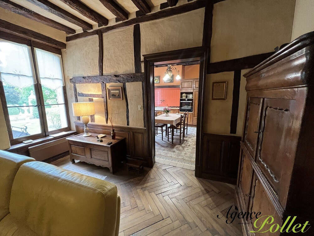 Maison à AUBIGNY-SUR-NERE