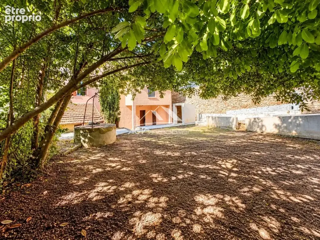 Maison de caractère 238 m² – Piscine, puits et potentiel de 3 logements - photo 21