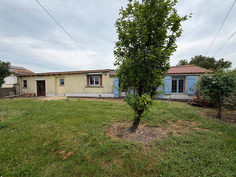 Maison à MOREILLES