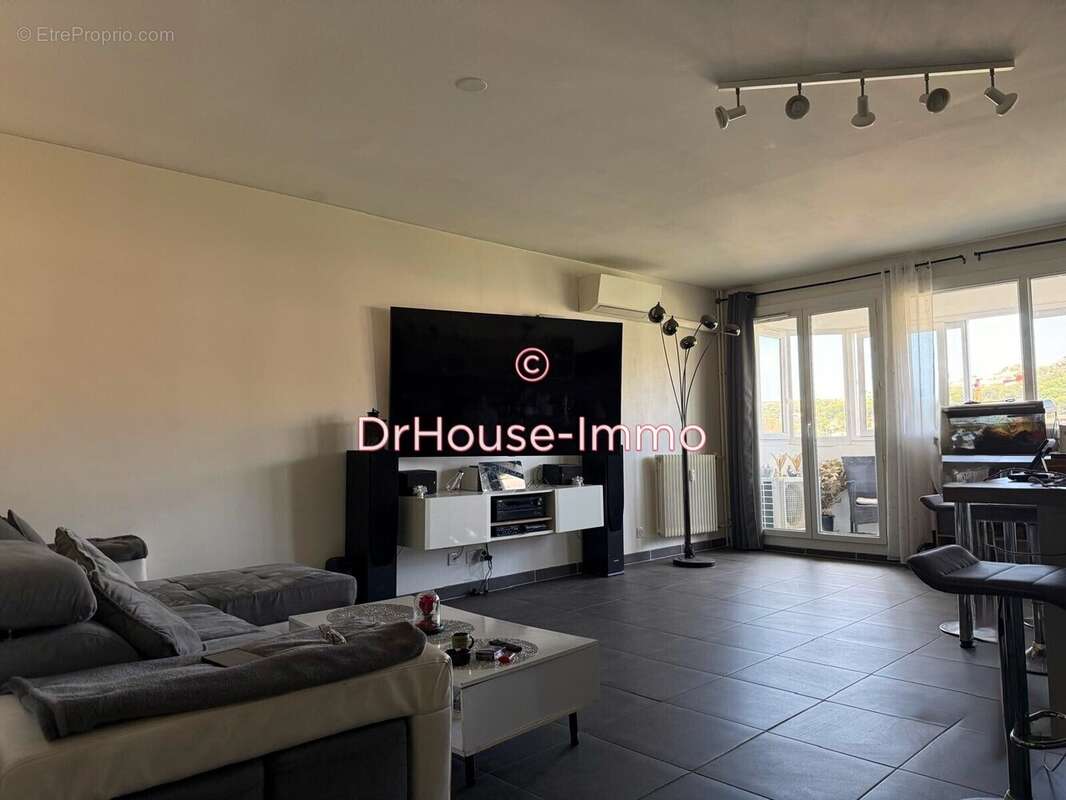 Appartement à VITROLLES