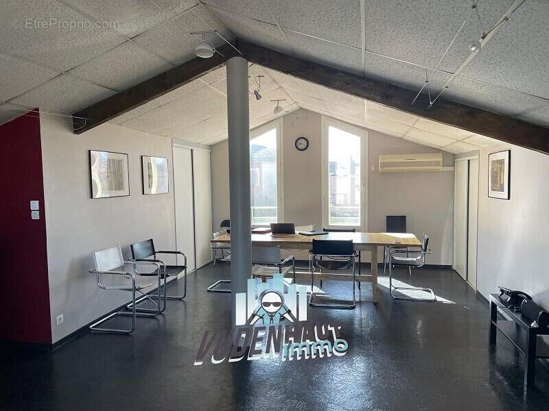 Commerce à VILLENEUVE-TOLOSANE