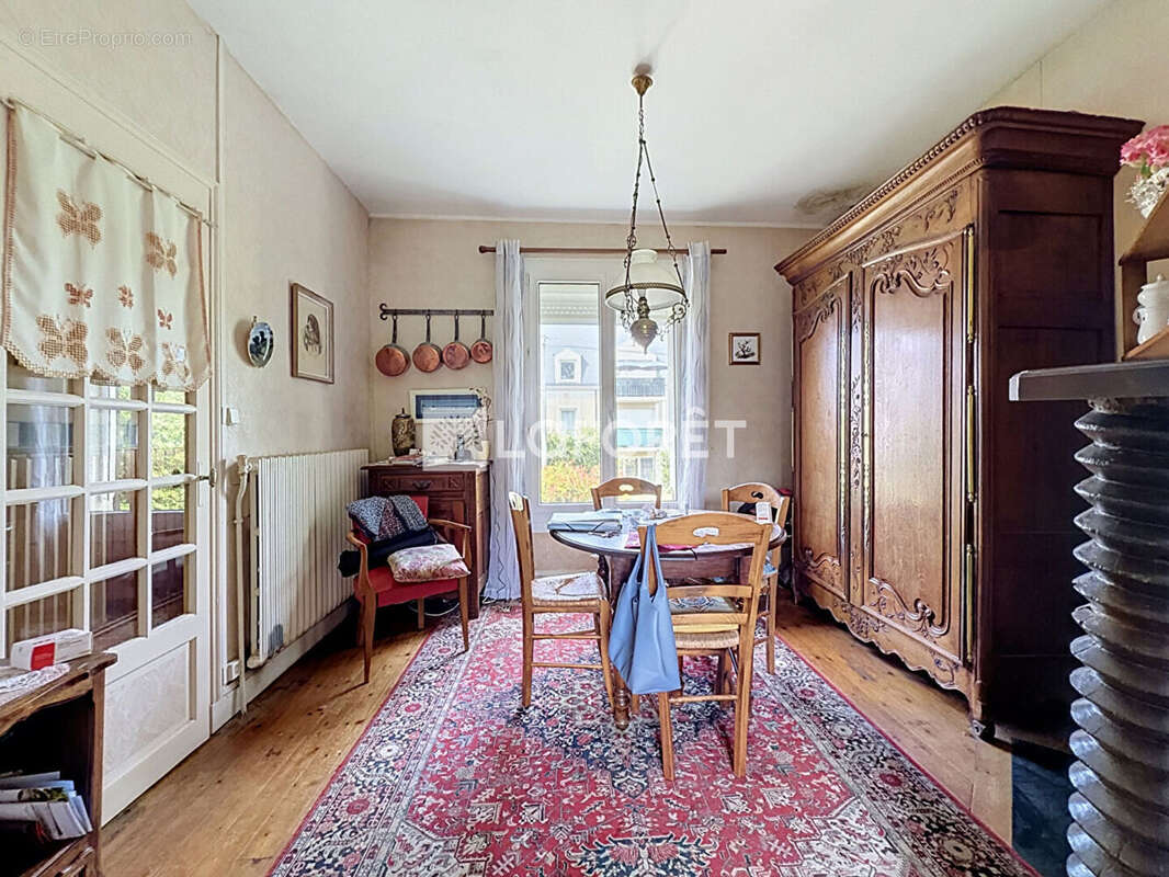 Maison à OUISTREHAM