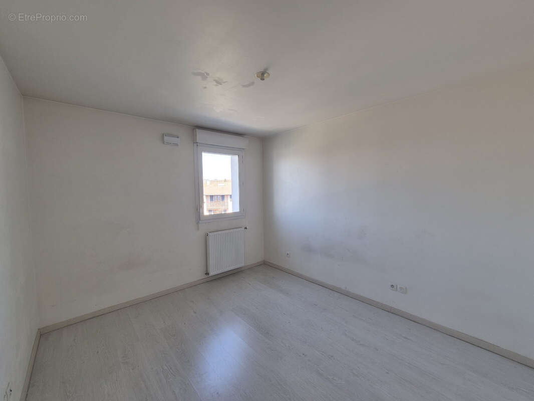 Appartement à VILLE-LA-GRAND