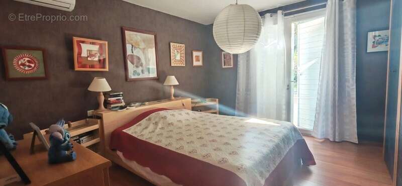 Maison à FONTVIEILLE