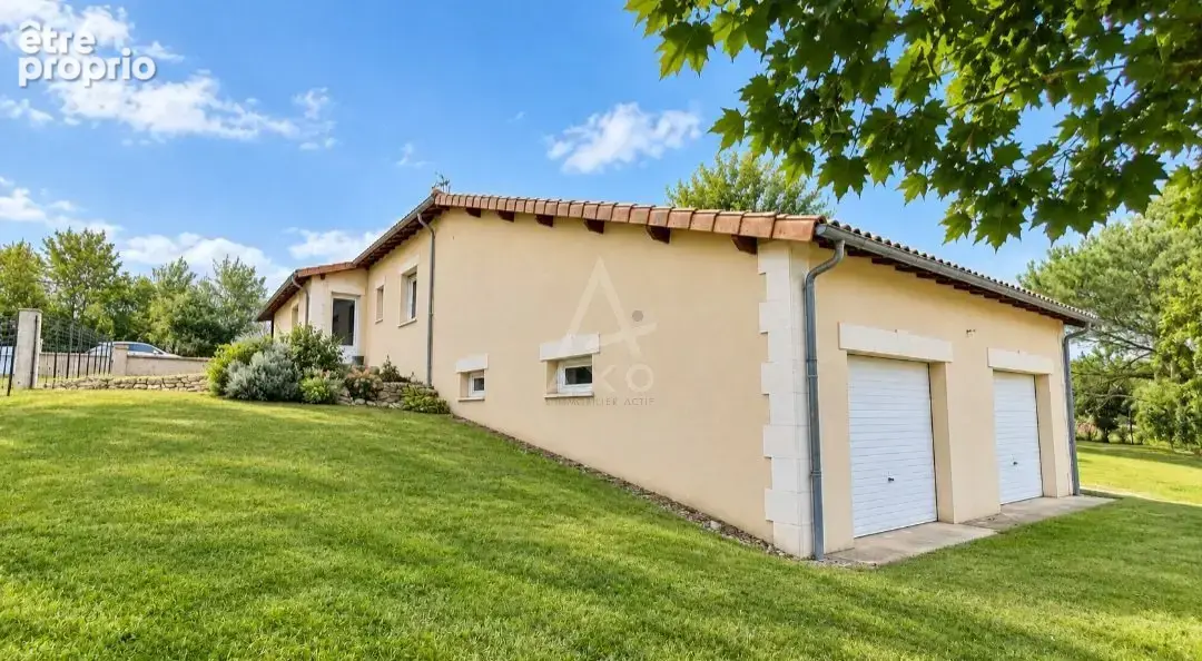 Maison de plain pied avec sous sol semi enterré - photo 2
