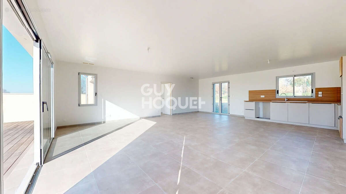 Maison  neuve 4 chambres  (140 m²) à vendre à Saint Antoine - photo 7