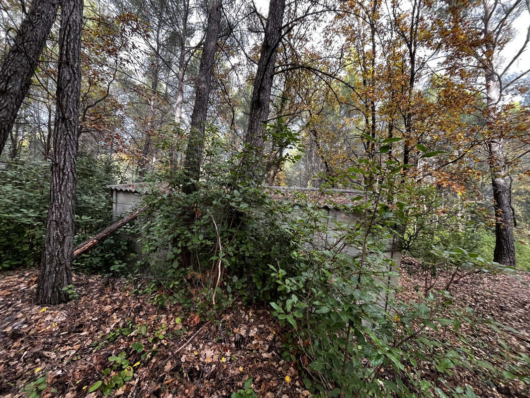 Terrain à DRAGUIGNAN