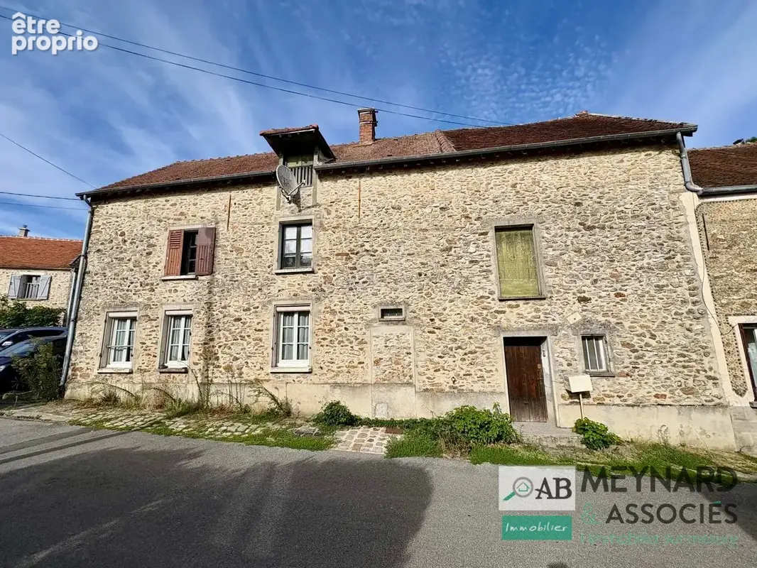 Maison à MAUPERTHUIS