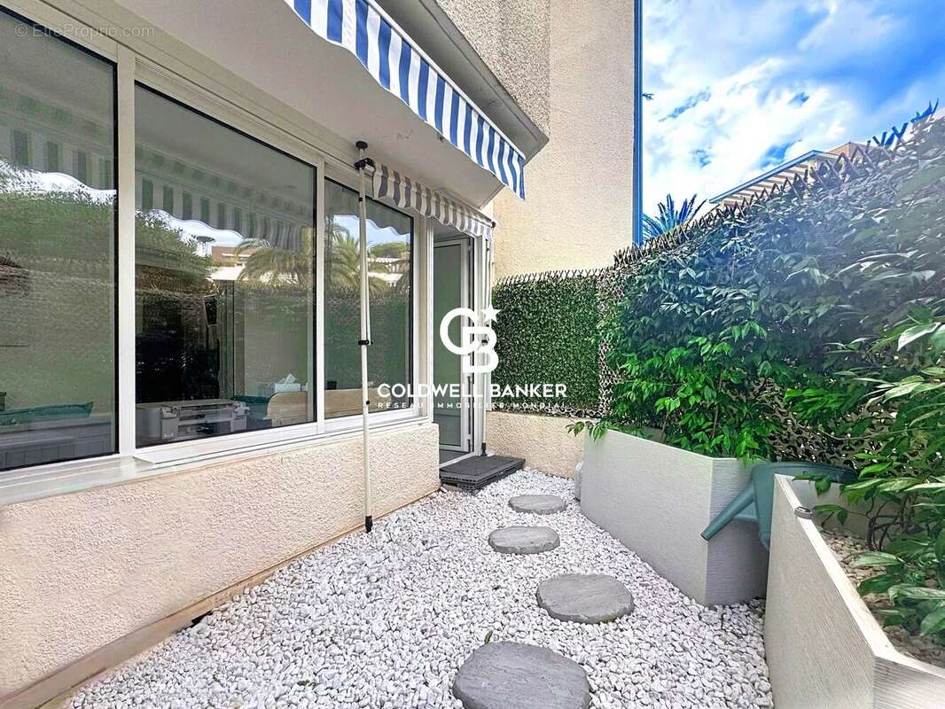 Appartement à SAINT-RAPHAEL