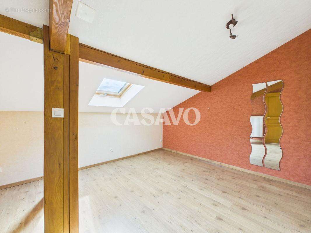 Appartement à MARENNES