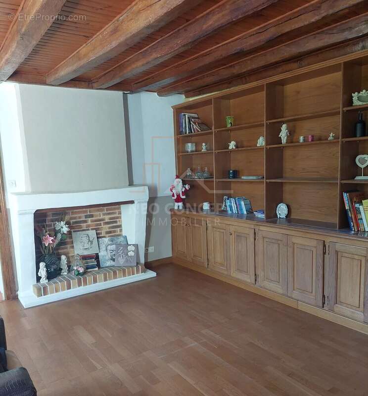 Maison à CERE-LA-RONDE