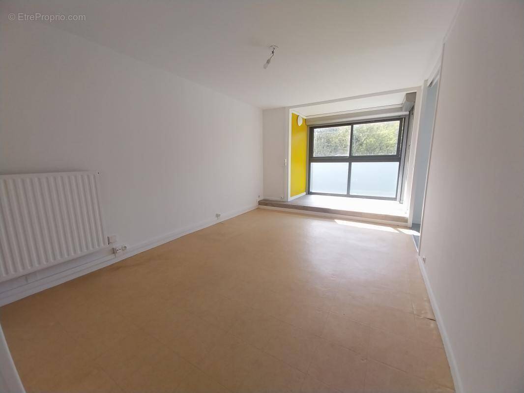 Appartement à SAINTE-LUCE-SUR-LOIRE