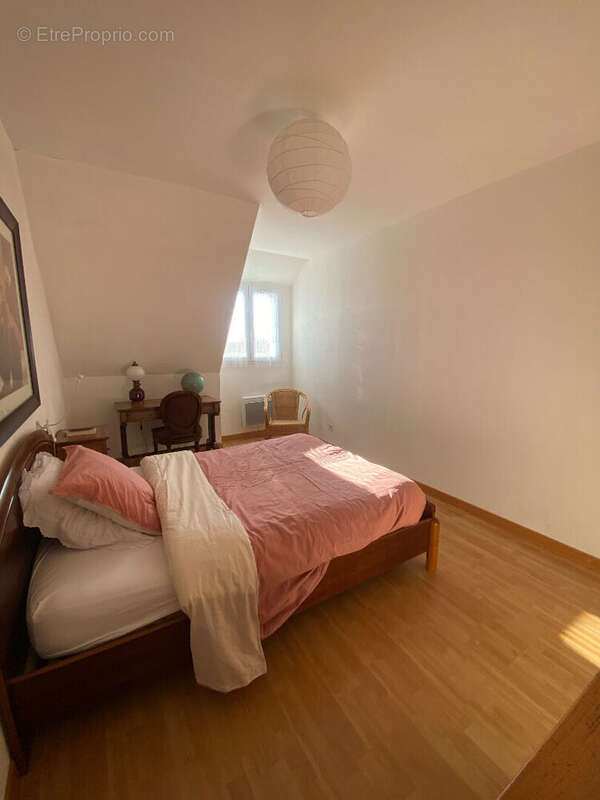 Duplex de Type 6-108m² avec ascenseur+garage électrifié -derniers étages - photo 4