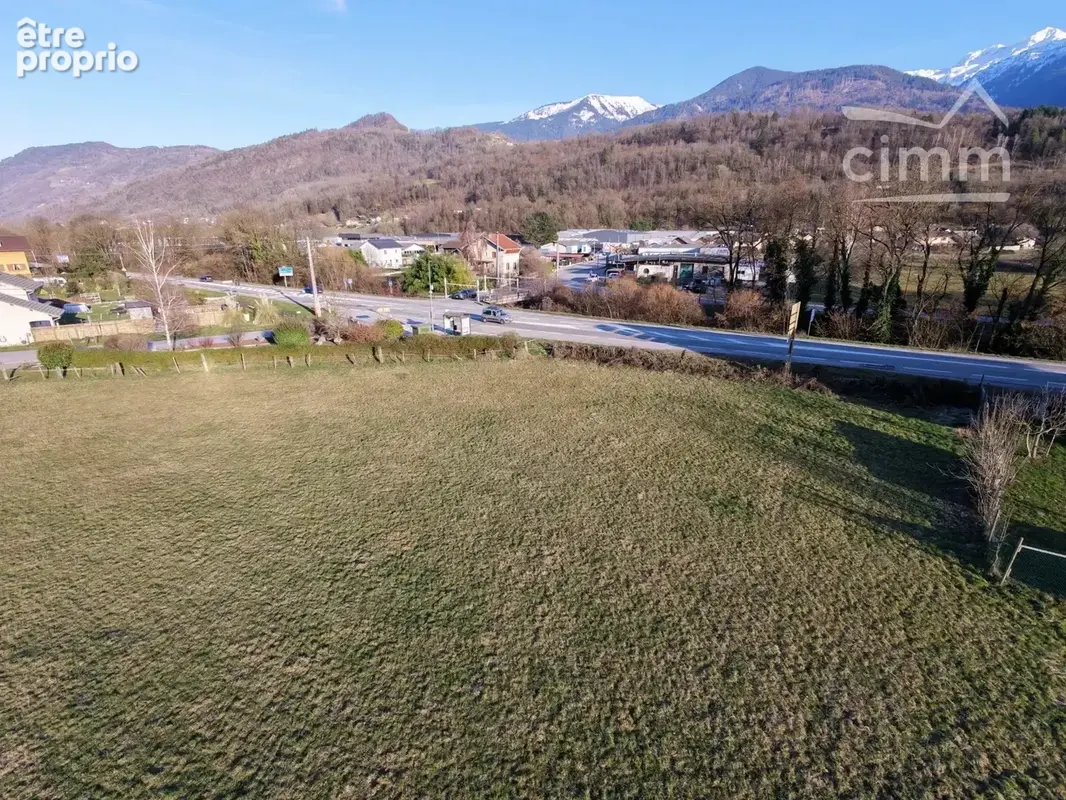 A vendre terrain constructible 1332 m2 valgelon la rochette 73110. - photo 5