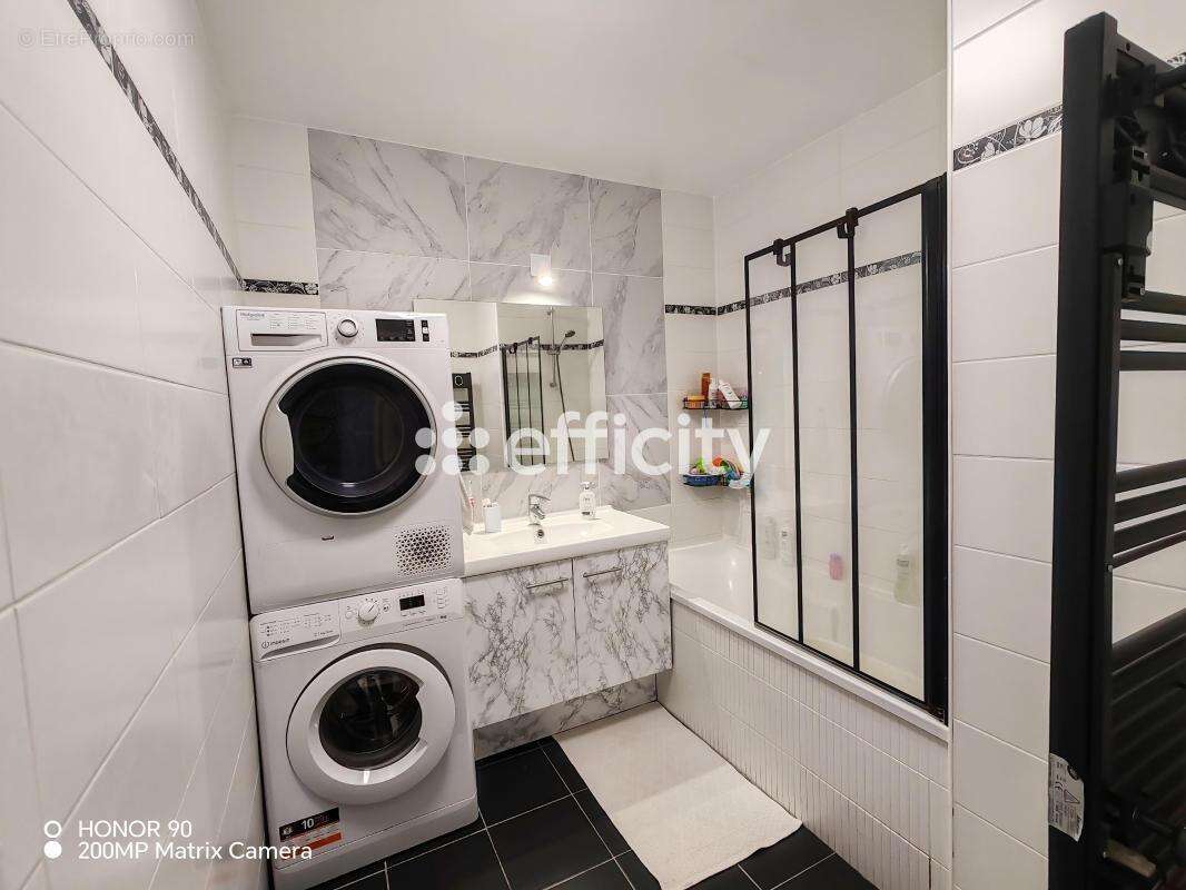 Appartement à MARSEILLE-13E