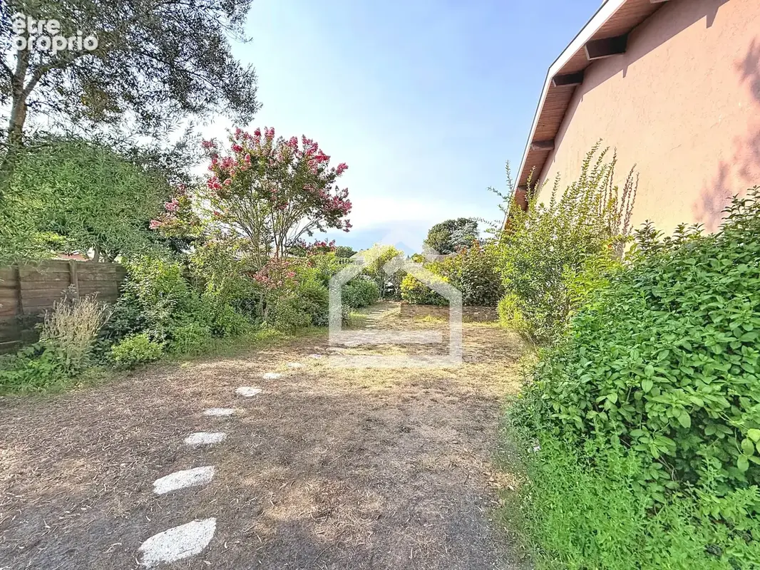 Maison familiale de 101m2 environ dans un secteur calme et recherché - photo 21