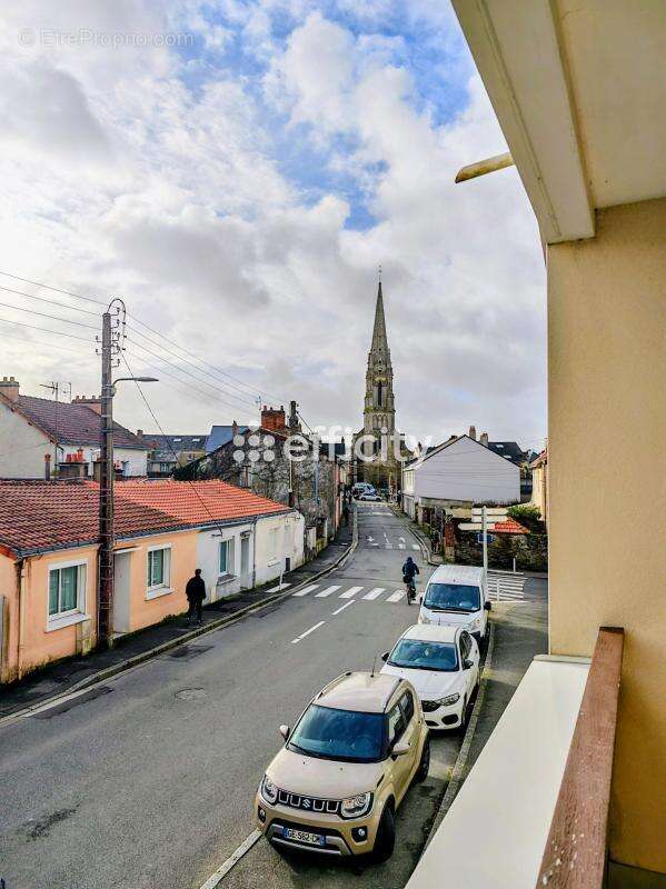 Appartement à REZE