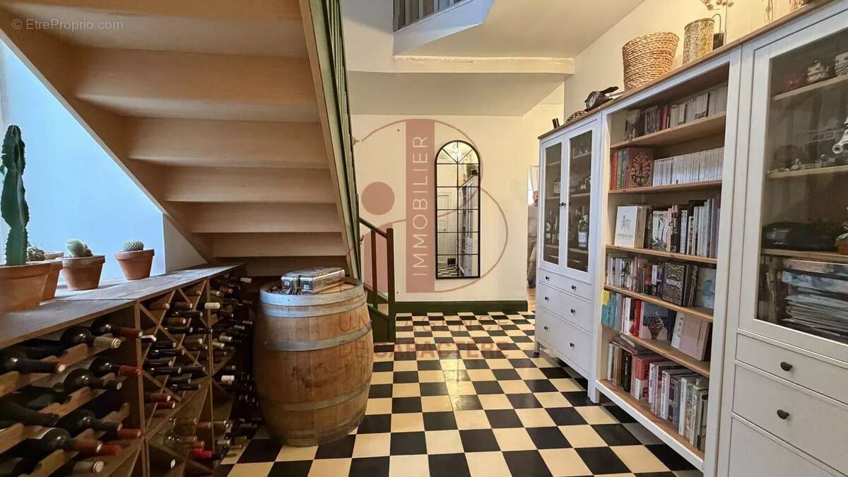 Maison à FONTAINEBLEAU