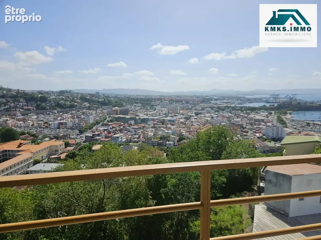 Appartement 3 pièces 66 m² à vendre à Fort-De-France (97200) - photo 2