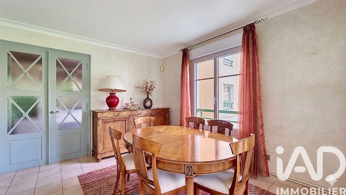 Photo 8 - Appartement à TASSIN-LA-DEMI-LUNE