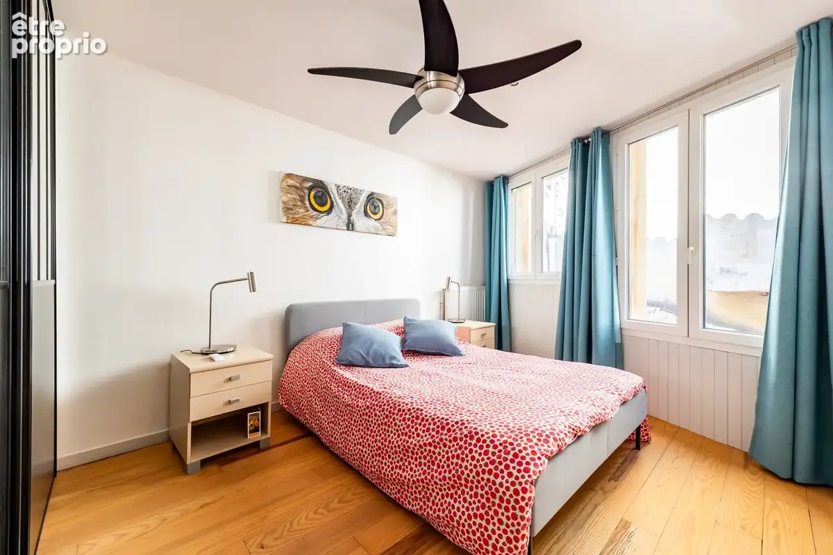 Appartement 3 chambres + bureau avec cour en plein coeur du quartier saint seurin - photo 6