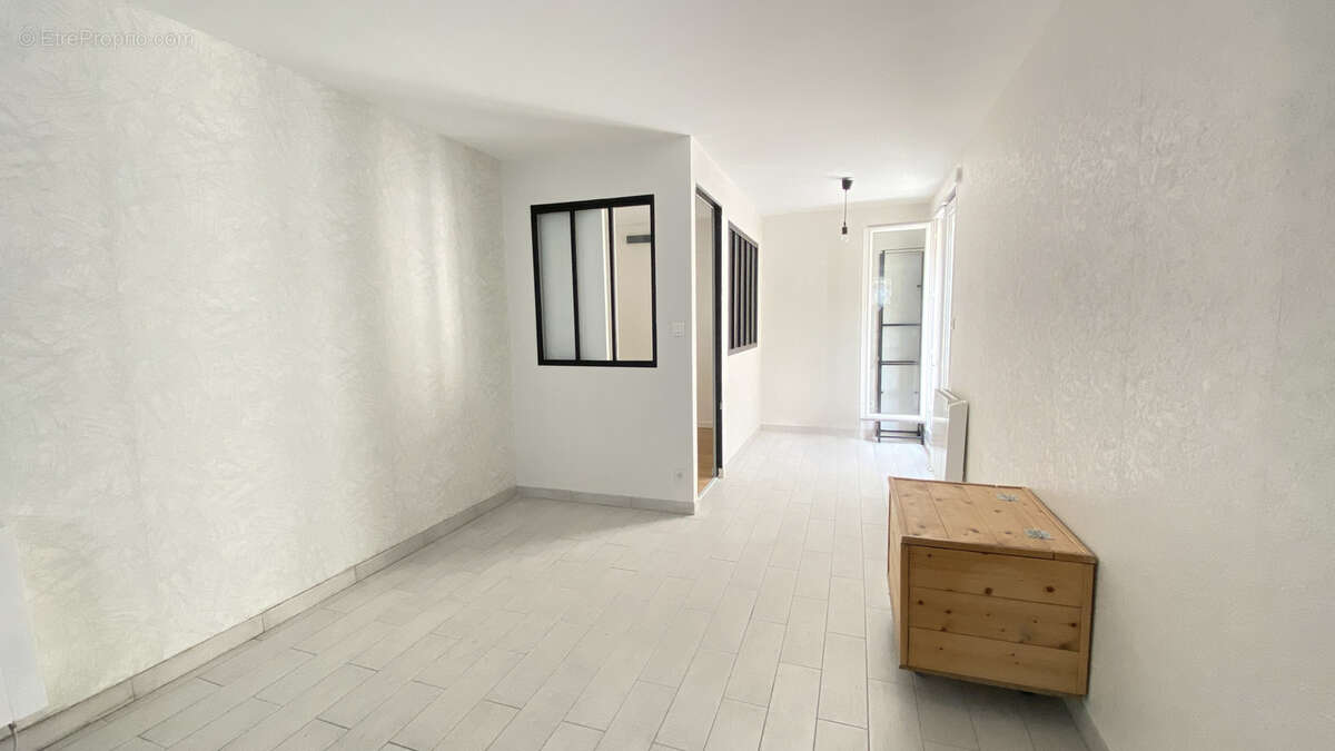 Appartement à LA VILLE-DU-BOIS