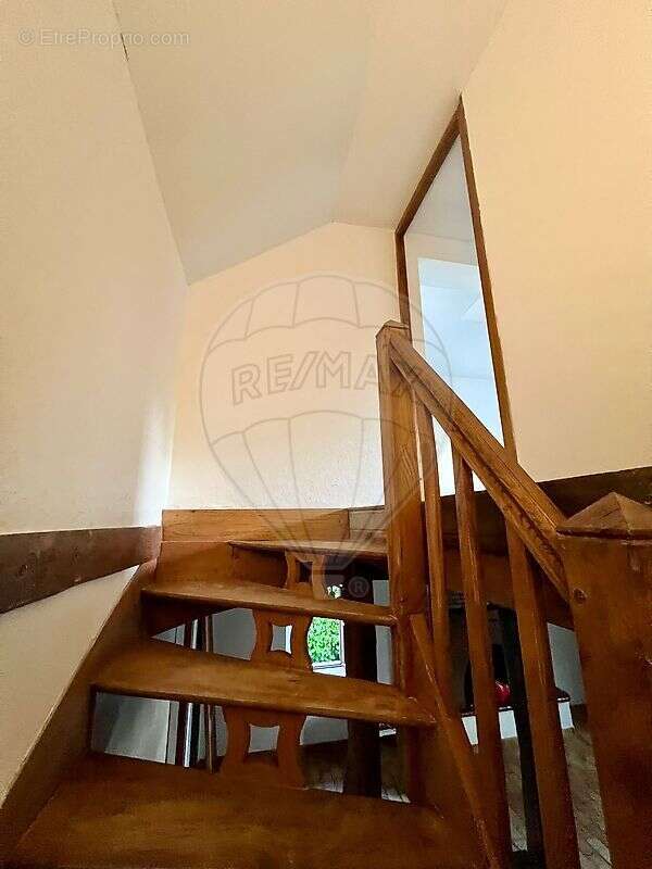 Maison à COSNE-COURS-SUR-LOIRE