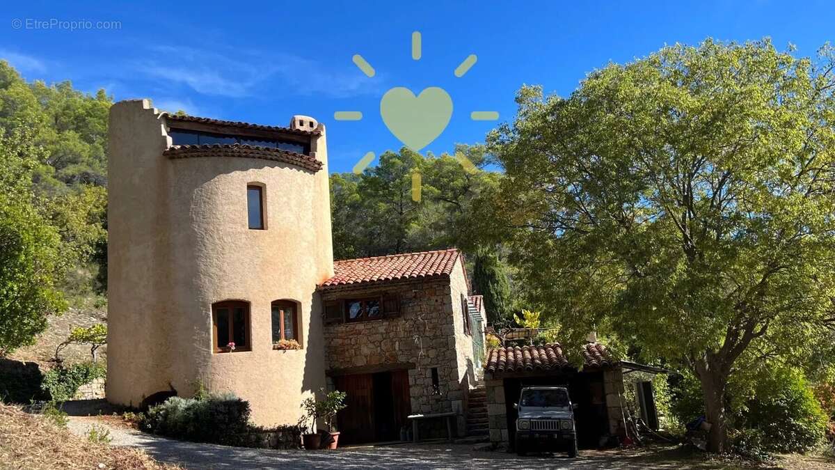 Maison à CALLAS