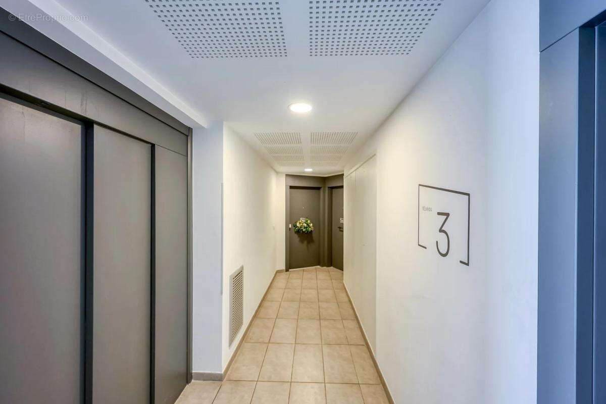 Appartement à MARSEILLE-14E