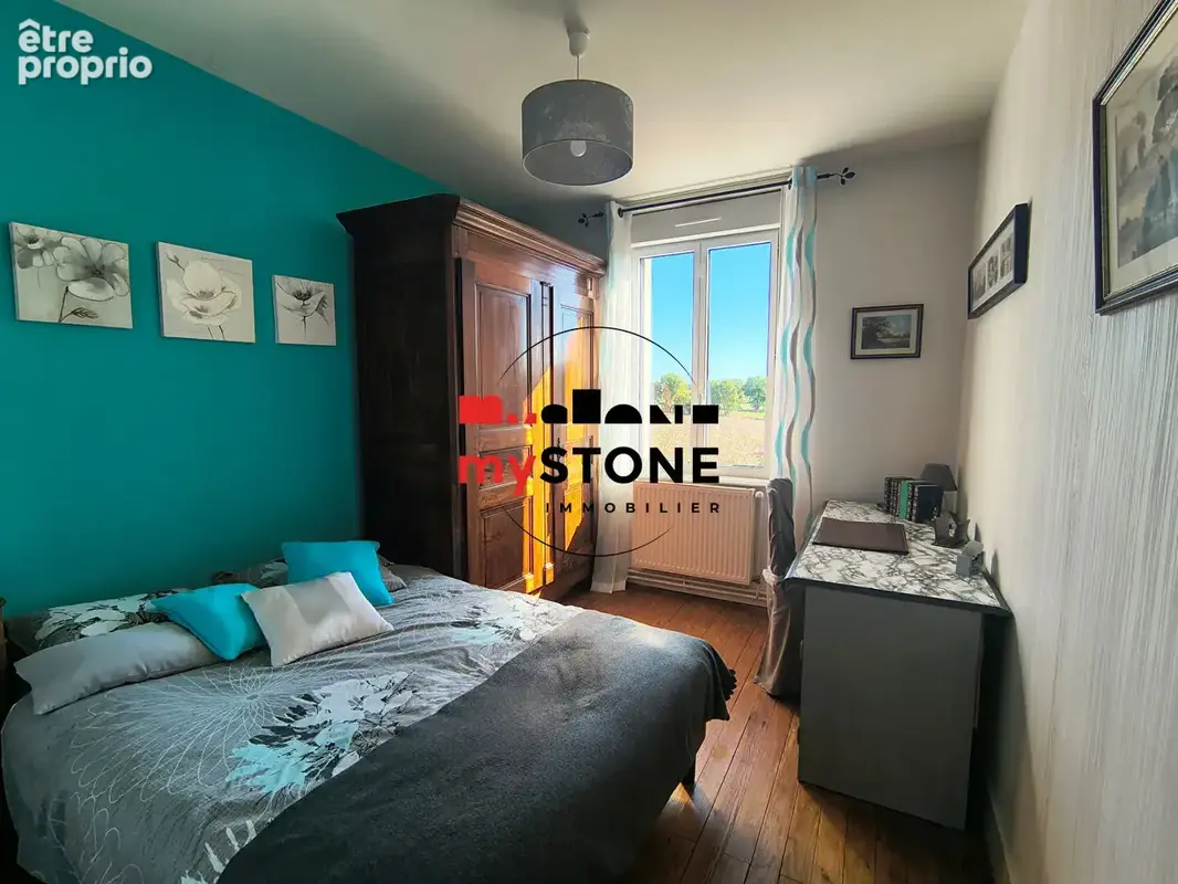 SAVIGNEUX - maison 135 m²  avec Veranda- 4 chambres- sur 1000 m² de terrain - photo 6