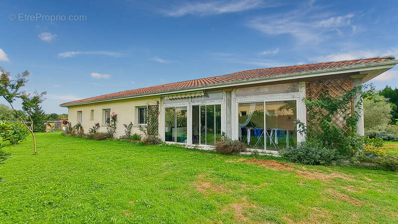 Maison à PEYREHORADE