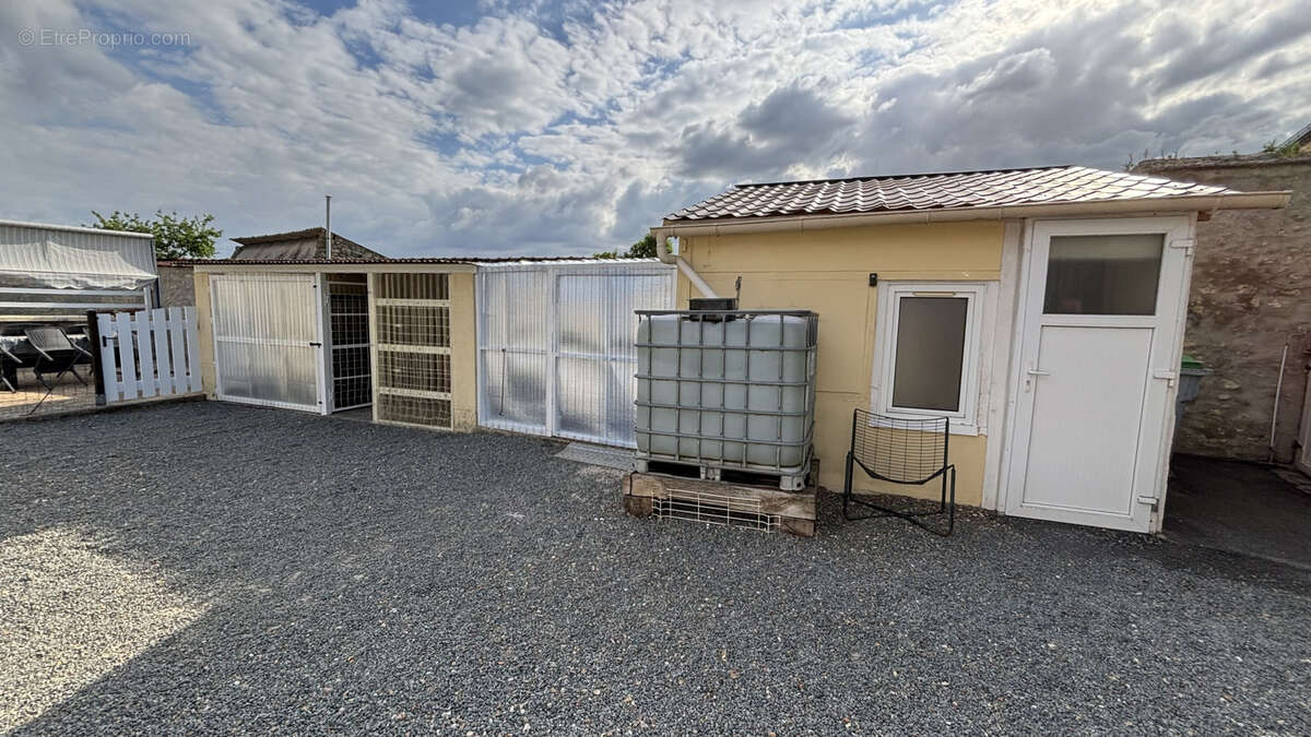 Maison à BEAUVILLIERS