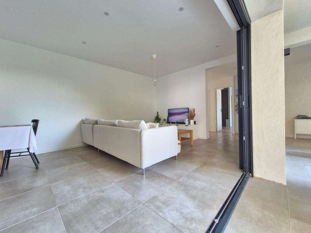 Appartement à SANARY-SUR-MER