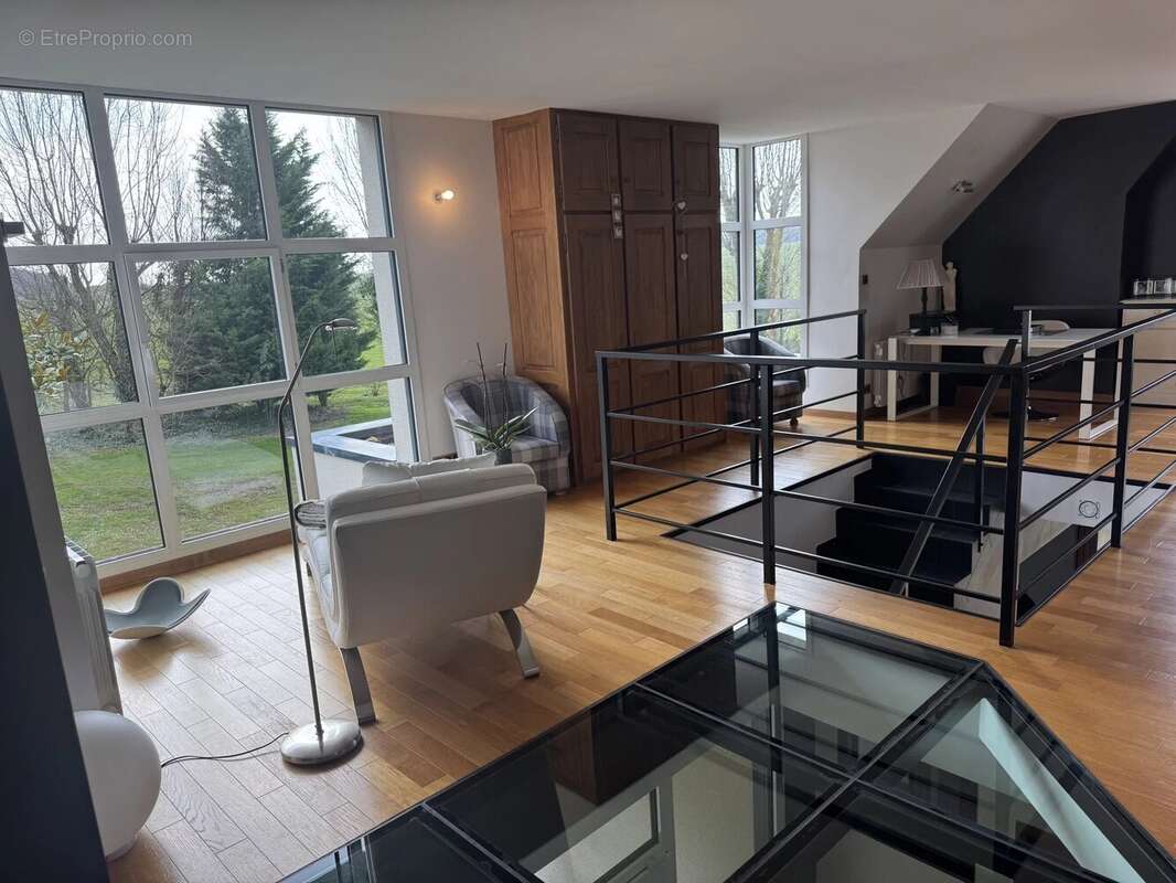 Maison à SAINT-SAUFLIEU