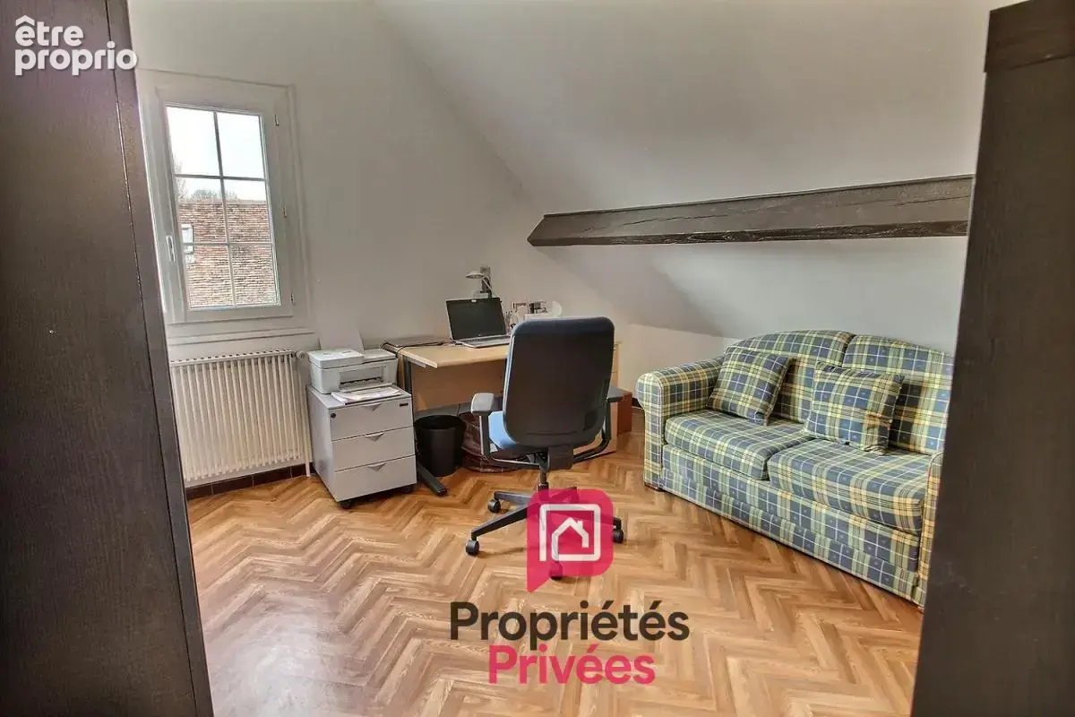 10 mn de la gare de montargis - a vendre maison de 130 m2 - 6 pieces - sous-sol total - terrain 1311 m2 - photo 9