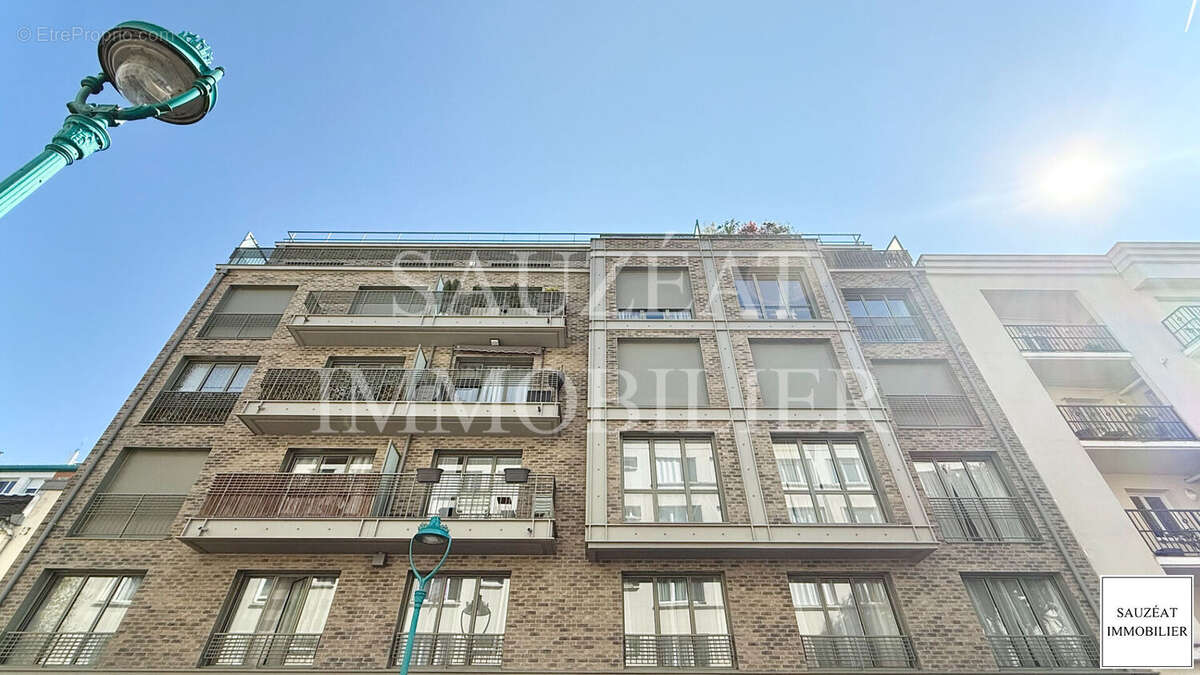 Appartement à MONTROUGE